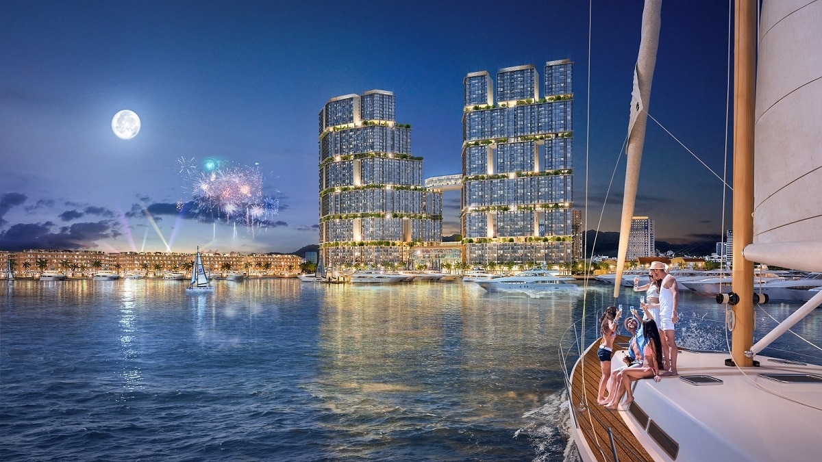 Toàn cảnh Sun Elite City nhìn từ vịnh du thuyền, hứa hẹn trải nghiệm nghỉ dưỡng đẳng cấp và khác biệt.